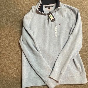 Tommy Hilfiger - Flag Logo Quarter-Zip